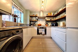 Kitchen- click for photo gallery